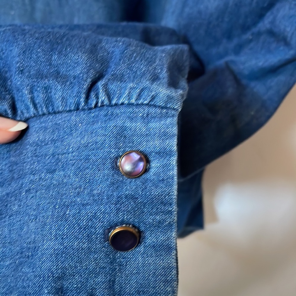 Vintage Cottagecore Denim Chambray Blouse - Picture 13 of 14
